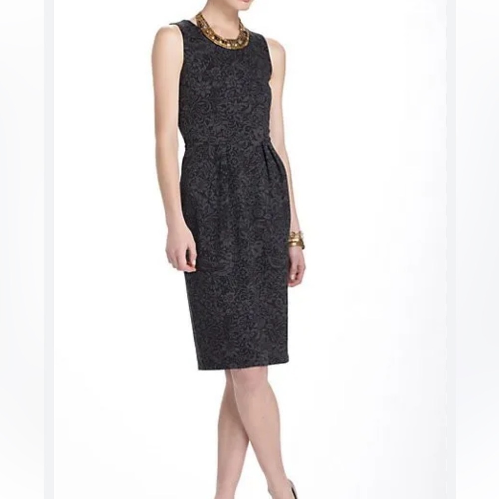 Anthropologie by Bordeaux Dress Size Small Fit and Flare Gray Motif